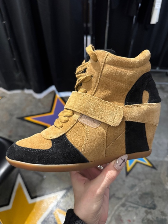 Ash Shoes - Ash Tan and Black Suede Wedge Sneaker 40